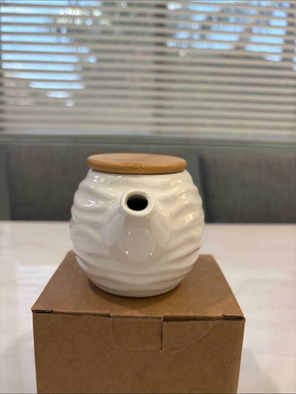 Ceramic Multi-Use Liquid Dispenser - Picture 11 of 11
